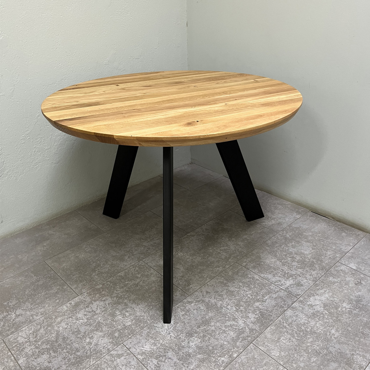 JEDILNA MIZA VEGA OKROGLA